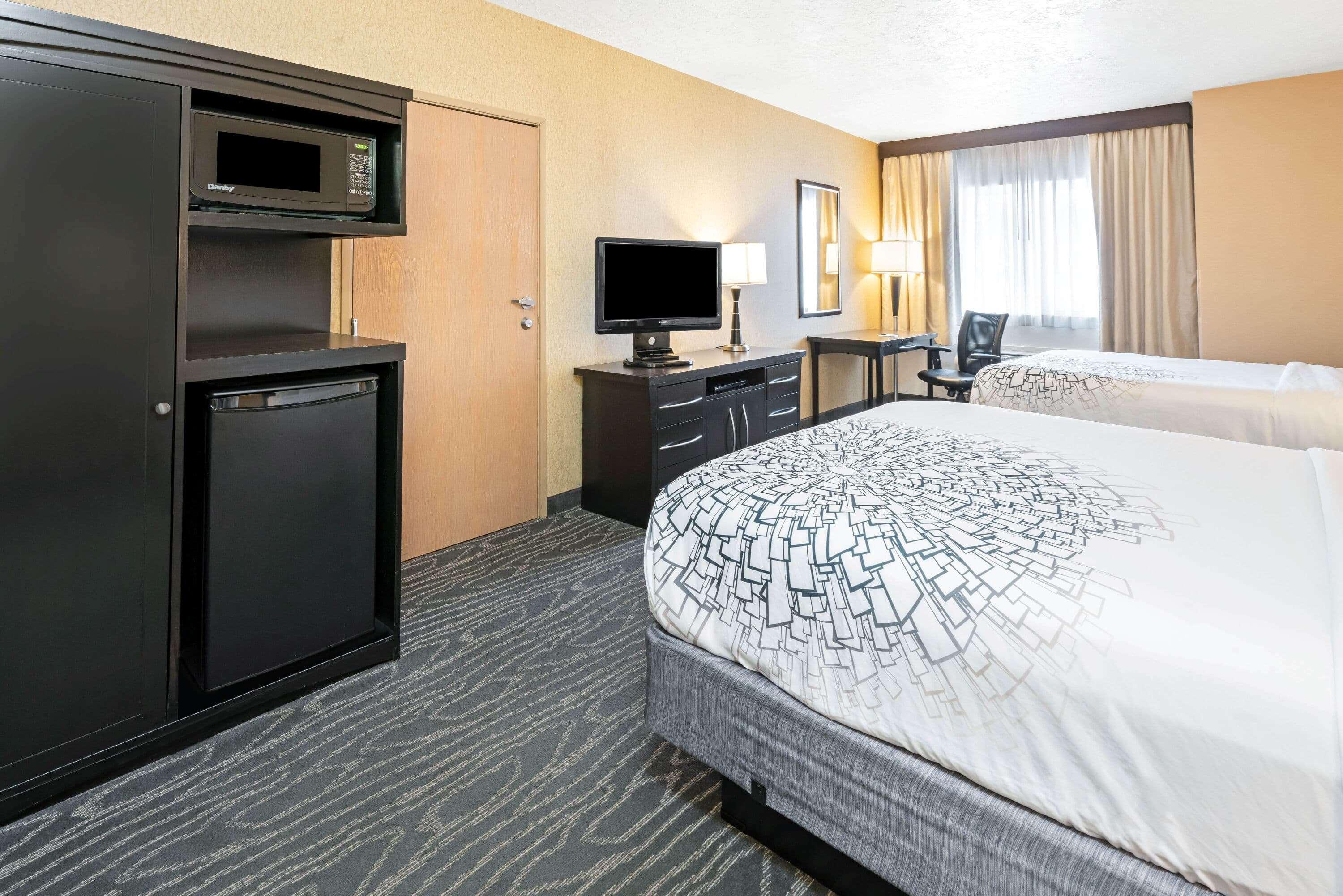 La Quinta By Wyndham Logan Hotel Luaran gambar